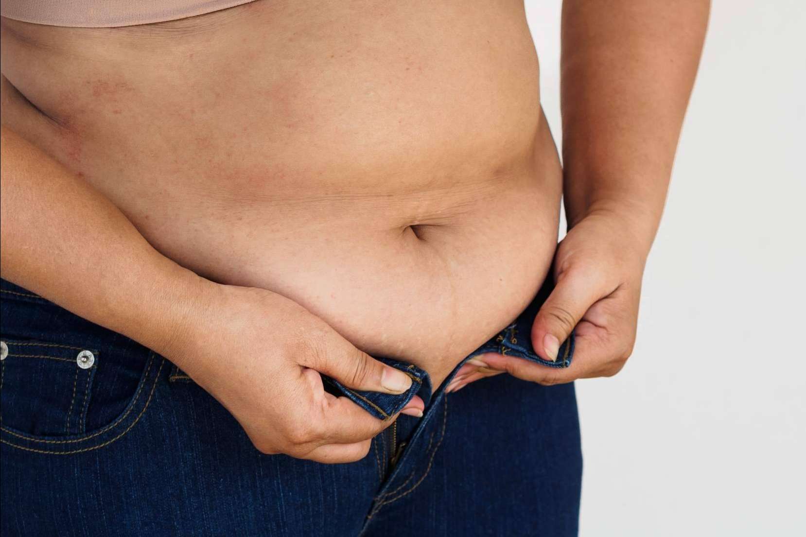 Hidrolipoclasia 4D en Clínica Ciscar: ¿Cuál es la diferencia de la hidrolipoclasia convencional?