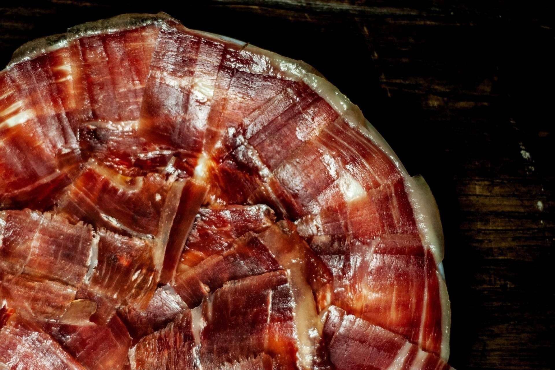 Torrencinas: ¿Dónde encontrar jamón ibérico de bellota?