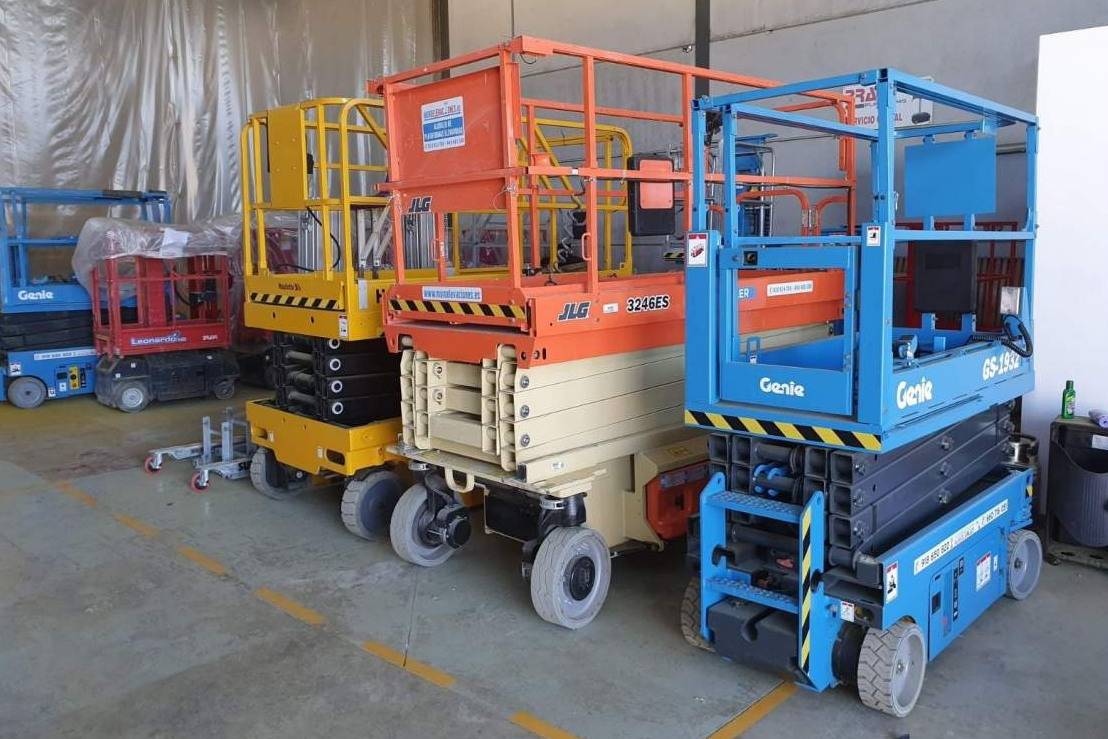 Alquila Plat dispone de plataforma elevadora
