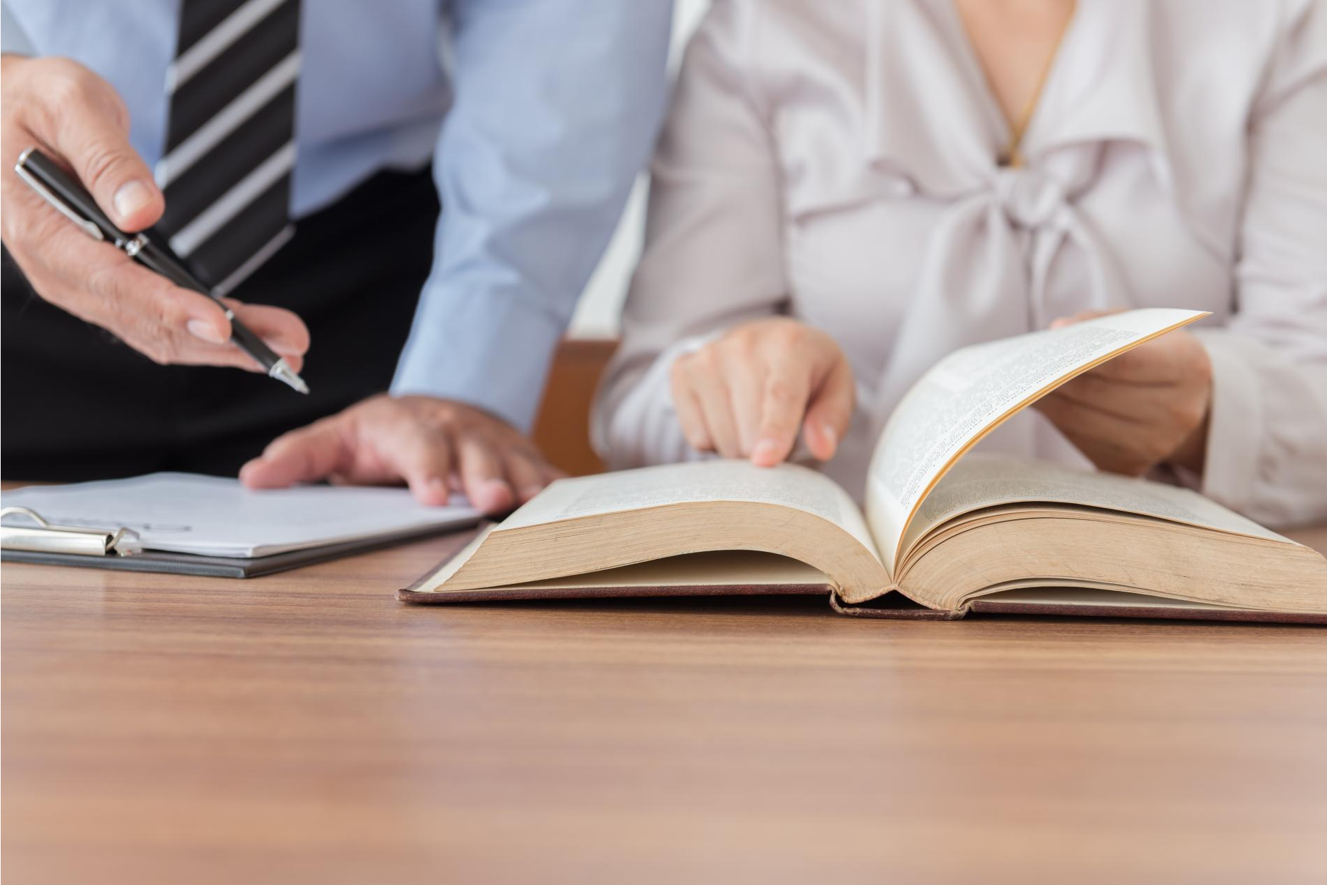 Servicio de abogado mercantil en el despacho de abogados Ackermann & Schwartz
