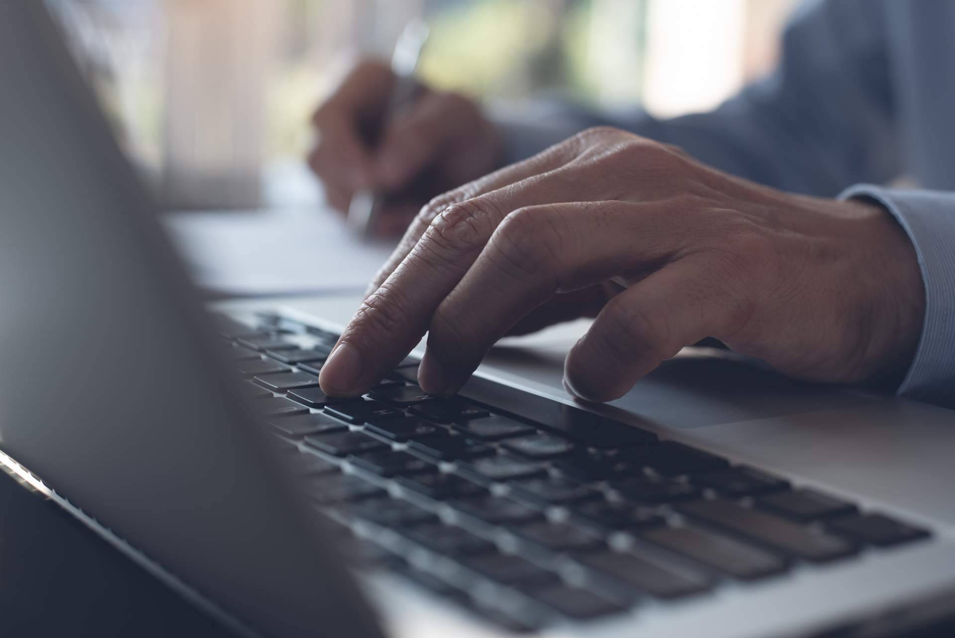 El método Academyland de Ulises Project enseña cómo crear una academia online para vender cursos sin pagar comisiones