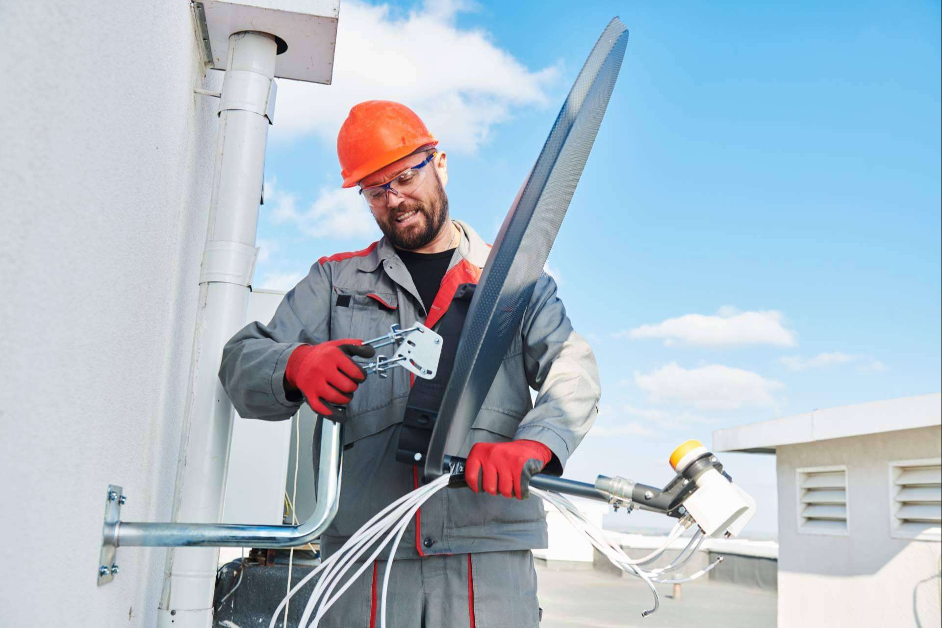 La compañía Antenistas Valencia es experta en instalación de antenas