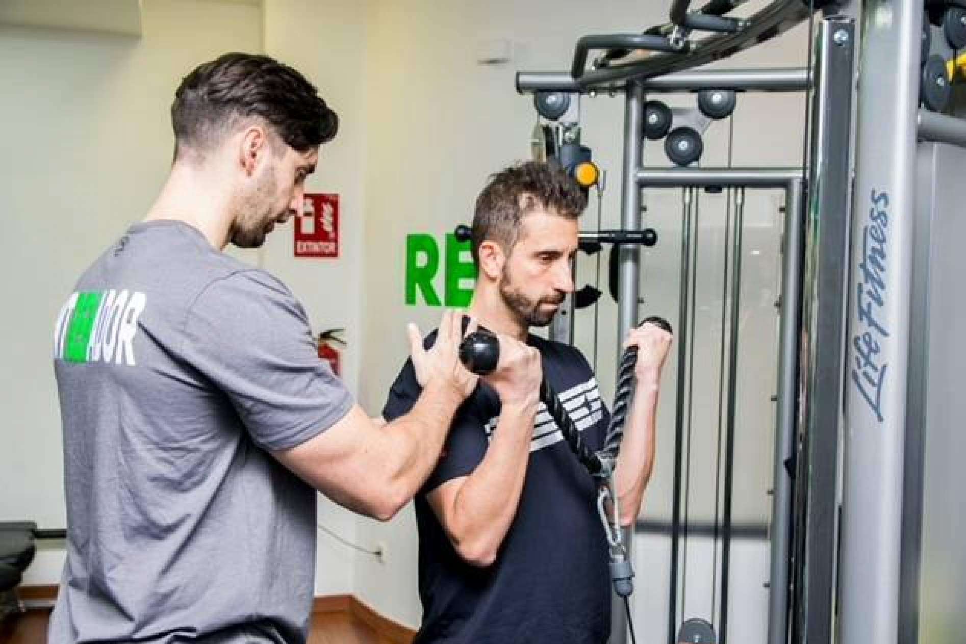 Los beneficios de un buen entrenador personal que se adapta a las necesidades, por Rencoach