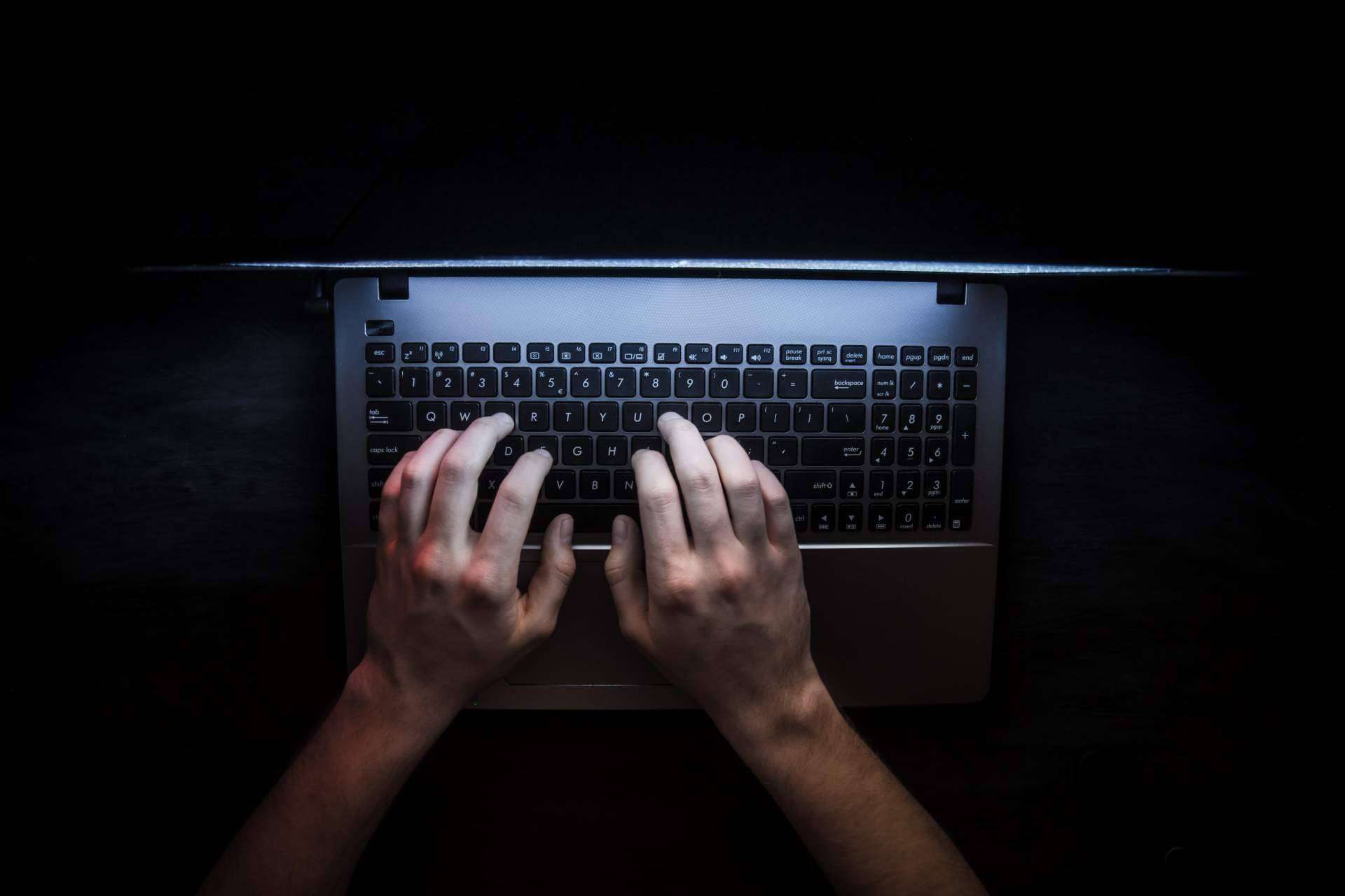 Aprender a hackear con Hackrocks para ofrecer una mayor seguridad a empresas