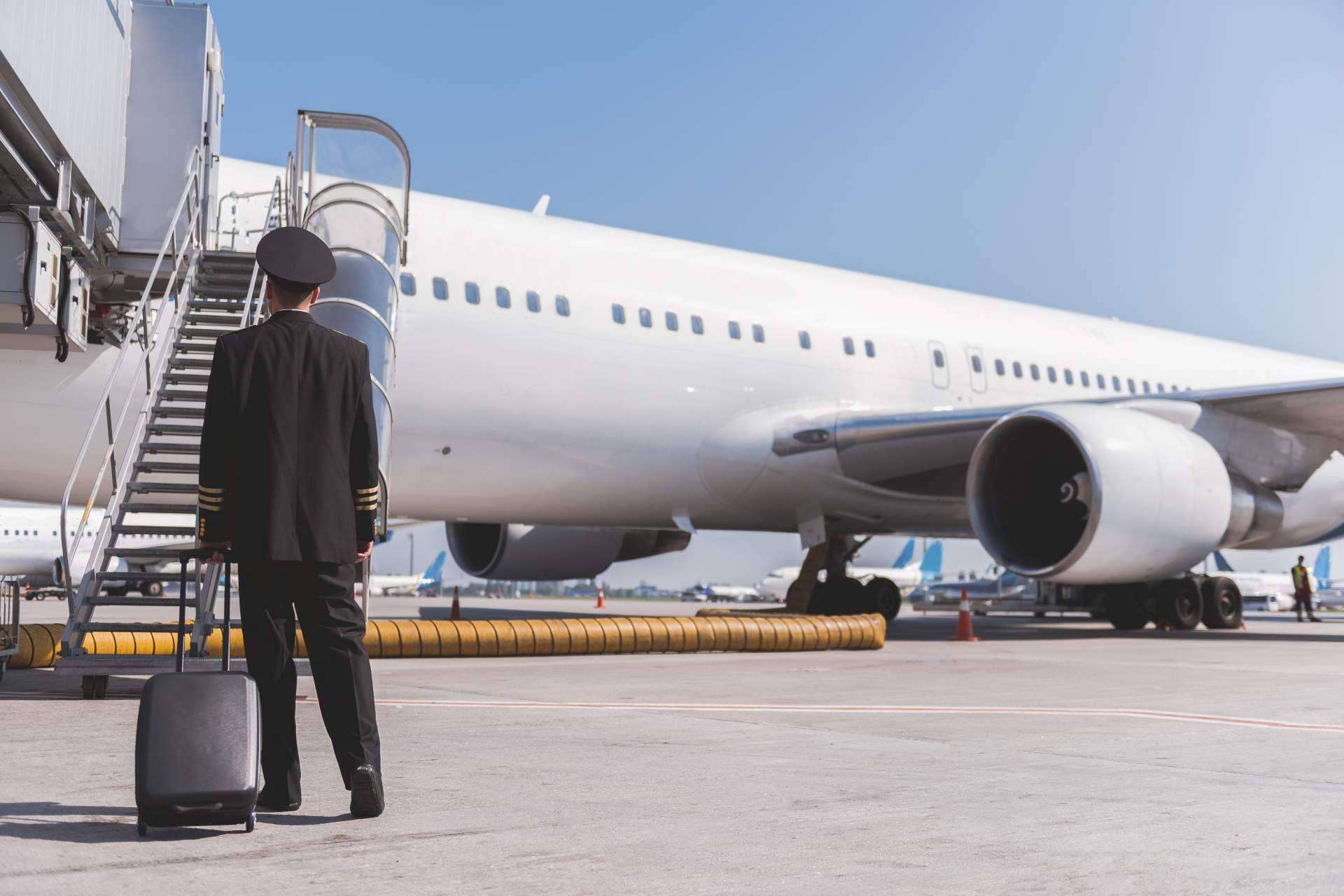 El curso favorito por los que quieren aprender a volar: Curso de Piloto Privado en Leonavia