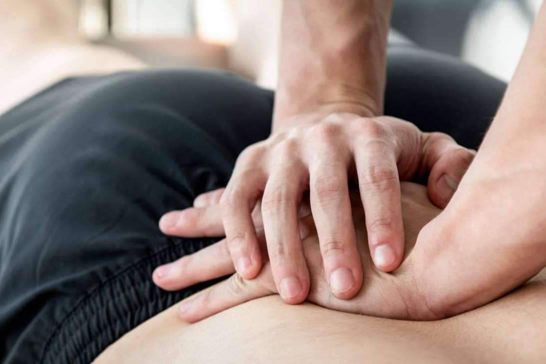Clínica Viasalud: una solución eficaz ante el dolor lumbar es la fisioterapia