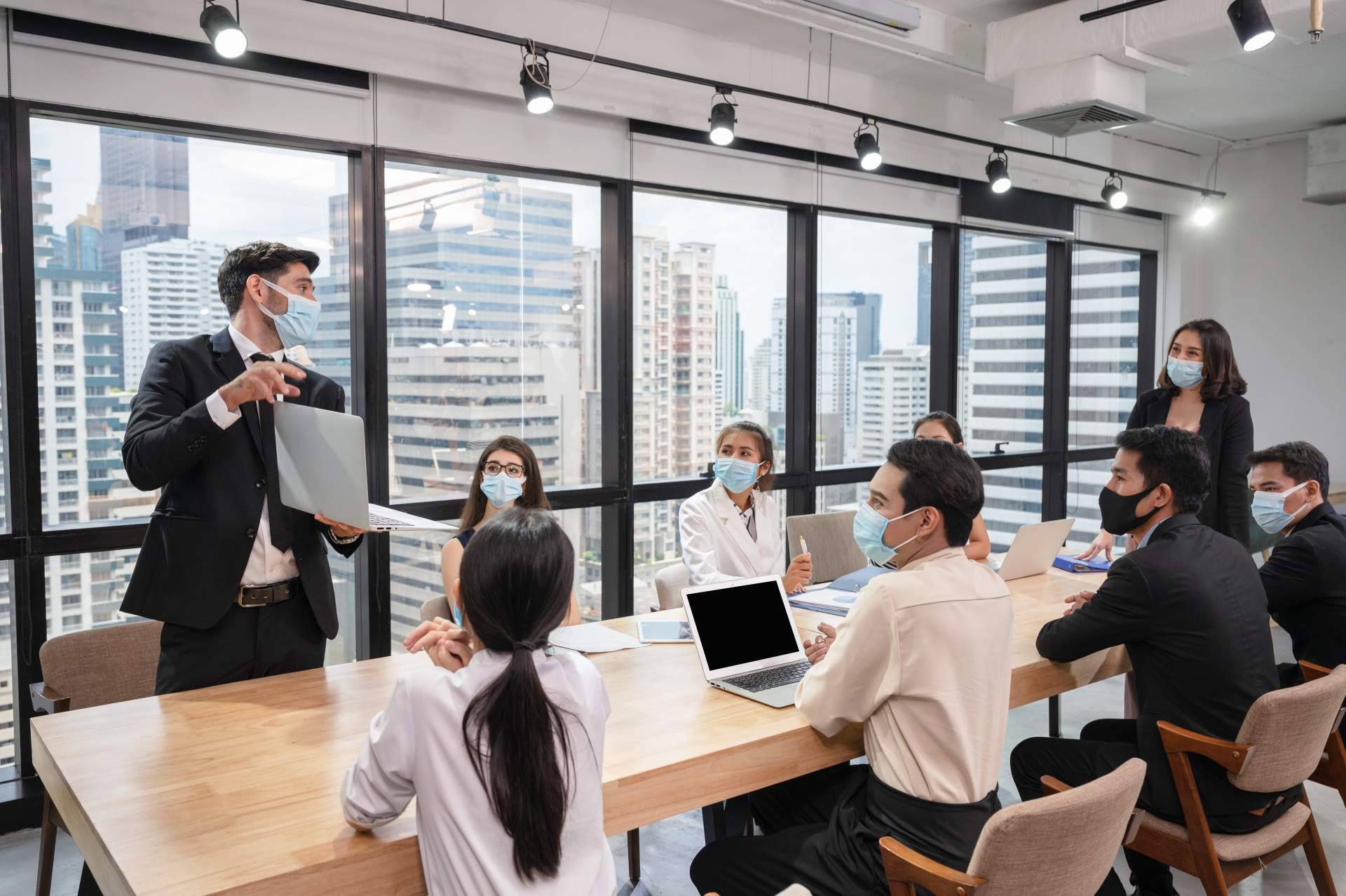 Las prácticas en empresas que facilita Aicad Business School suponen una gran oportunidad para los más jóvenes