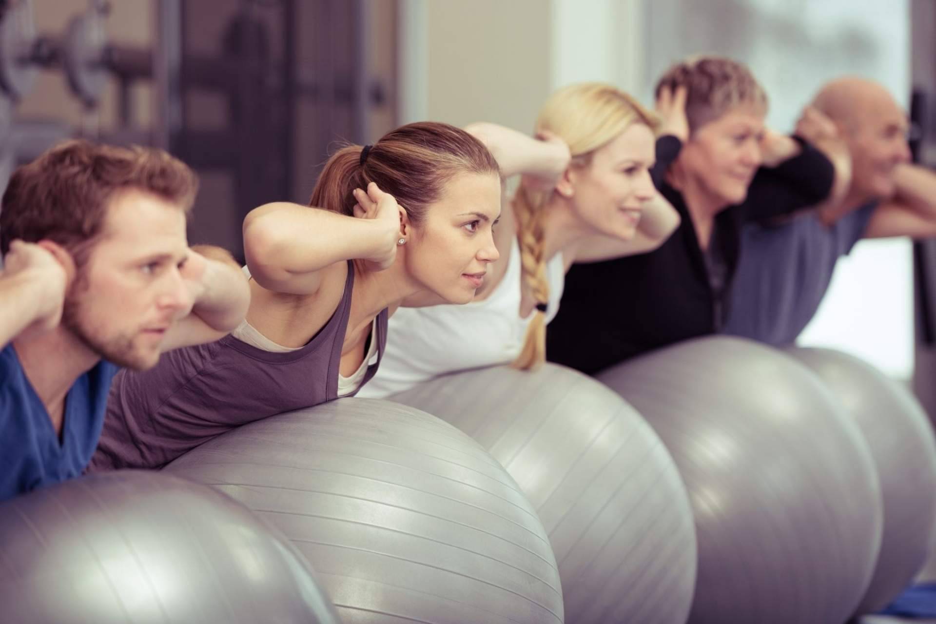 Cada vez más personas se suman a las sesiones de yoga y pilates en Madrid centro de Ren Coach
