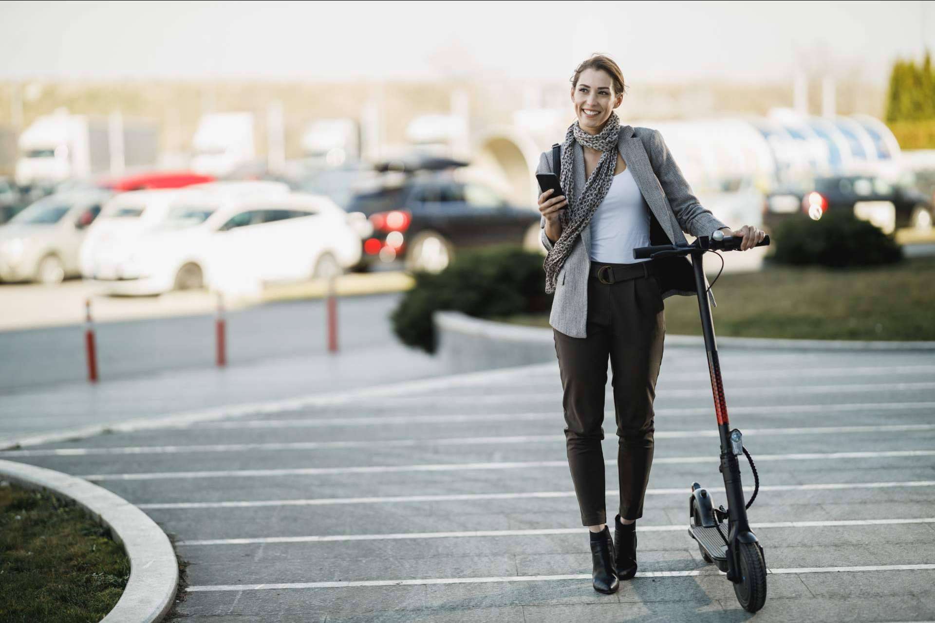La apuesta de la empresa moty por la movilidad sostenible a través de sus bicicletas y patinetes eléctricos