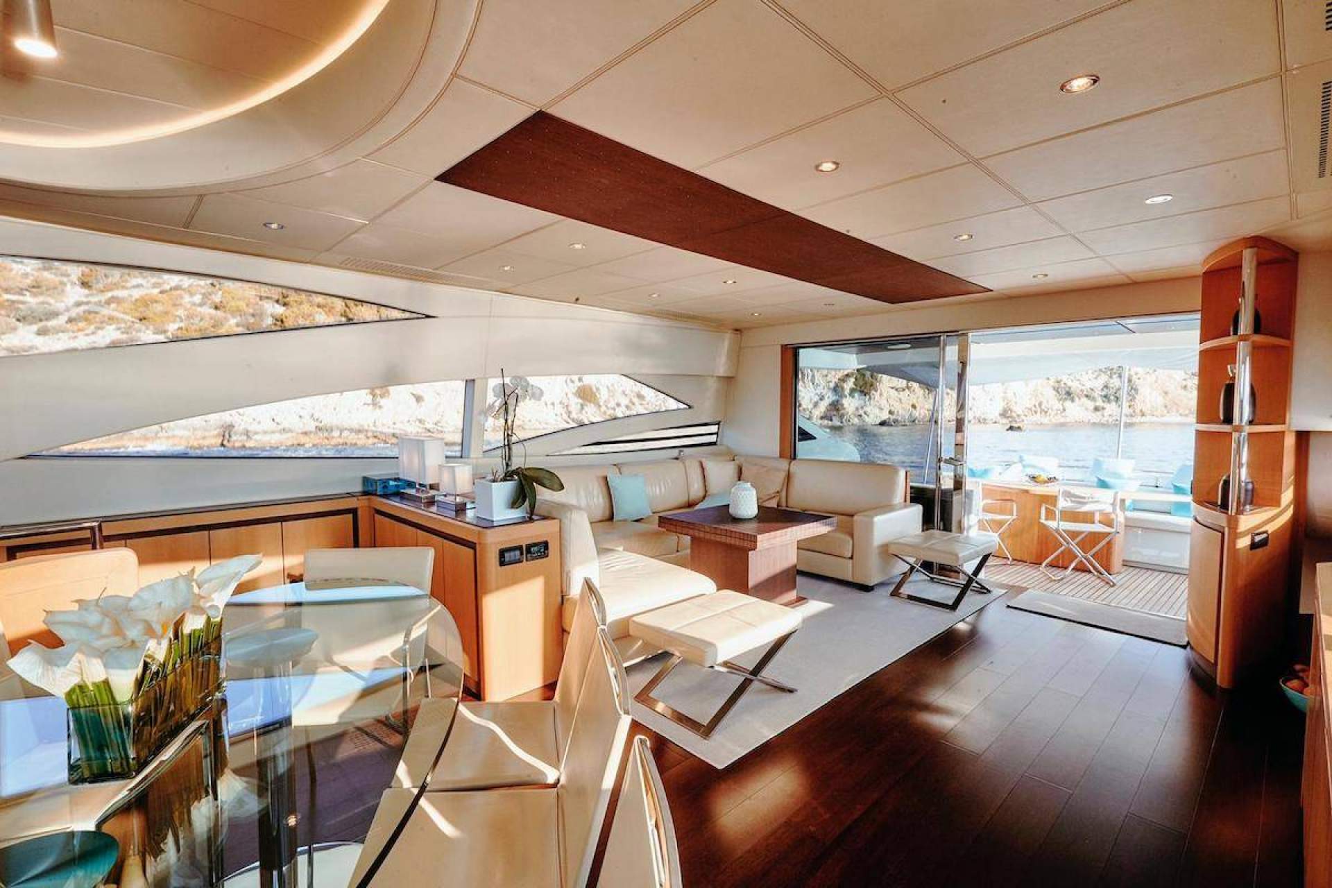 Ibiza Luxury Yachts: alquiler de yates en Ibiza