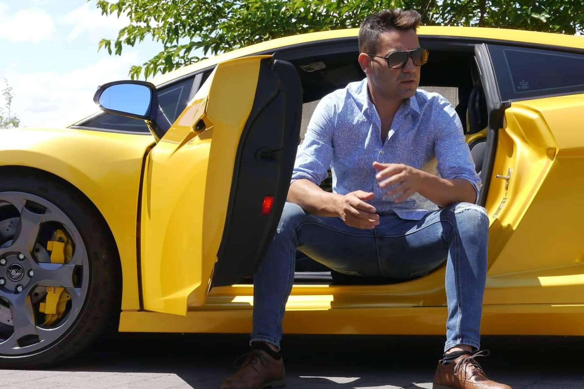 Ion Improve, el primer youtuber de España que modifica Ferrari, Lamborguini y Viper