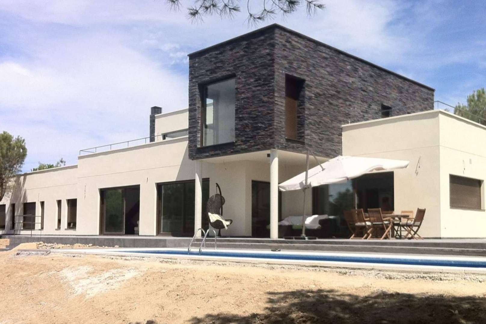 Casas de moda en España: las viviendas modulares de C2 Casas Modulares