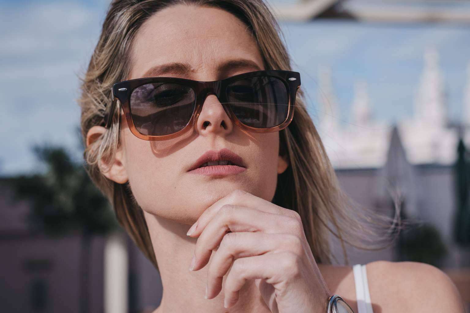 ¿Cómo encontrar las gafas de sol que mejor se adapten al rostro? SunBahs