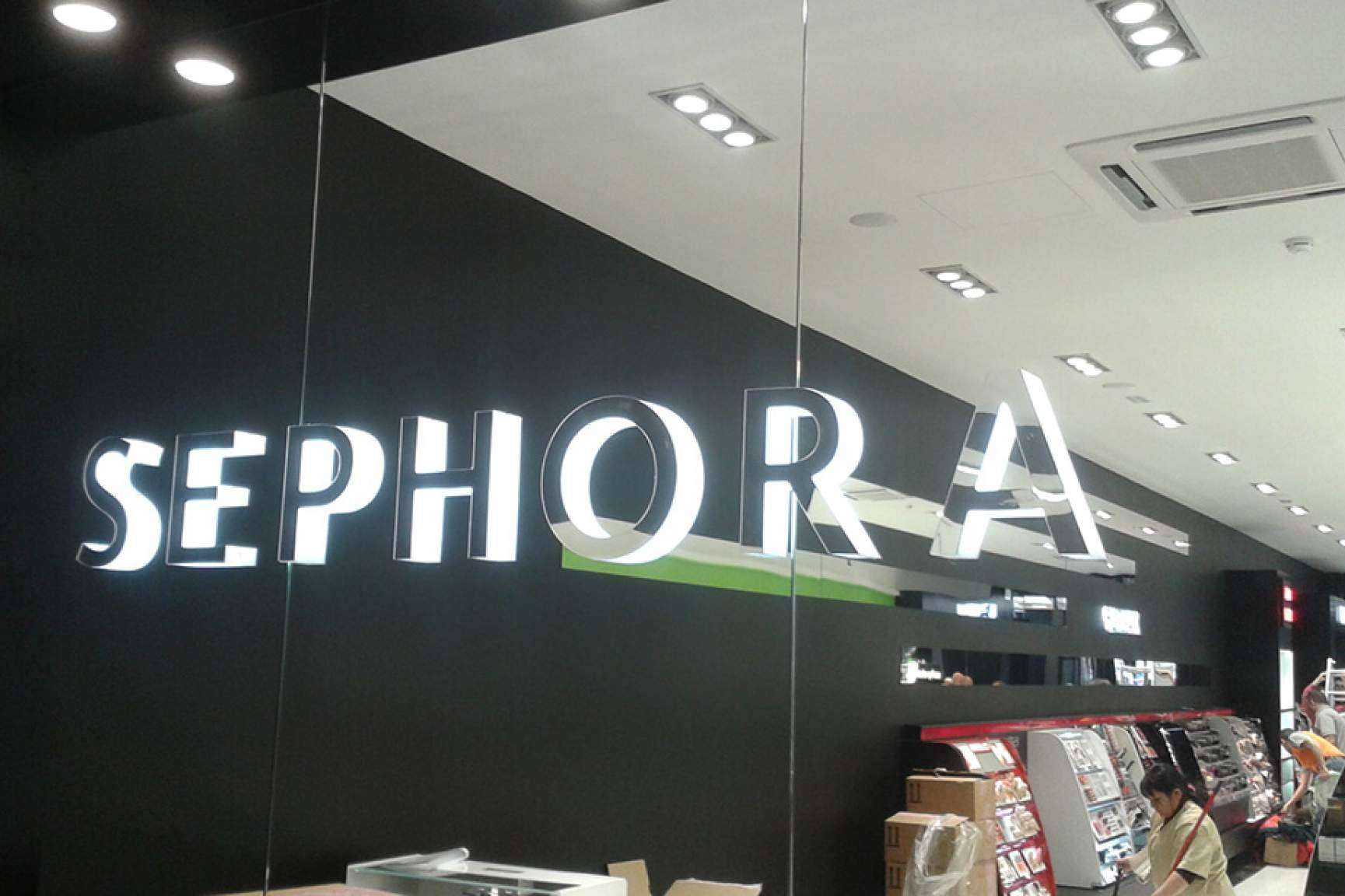 Las letras corpóreas de Rotuser: el gran aliado para llamar la atención de los clientes
