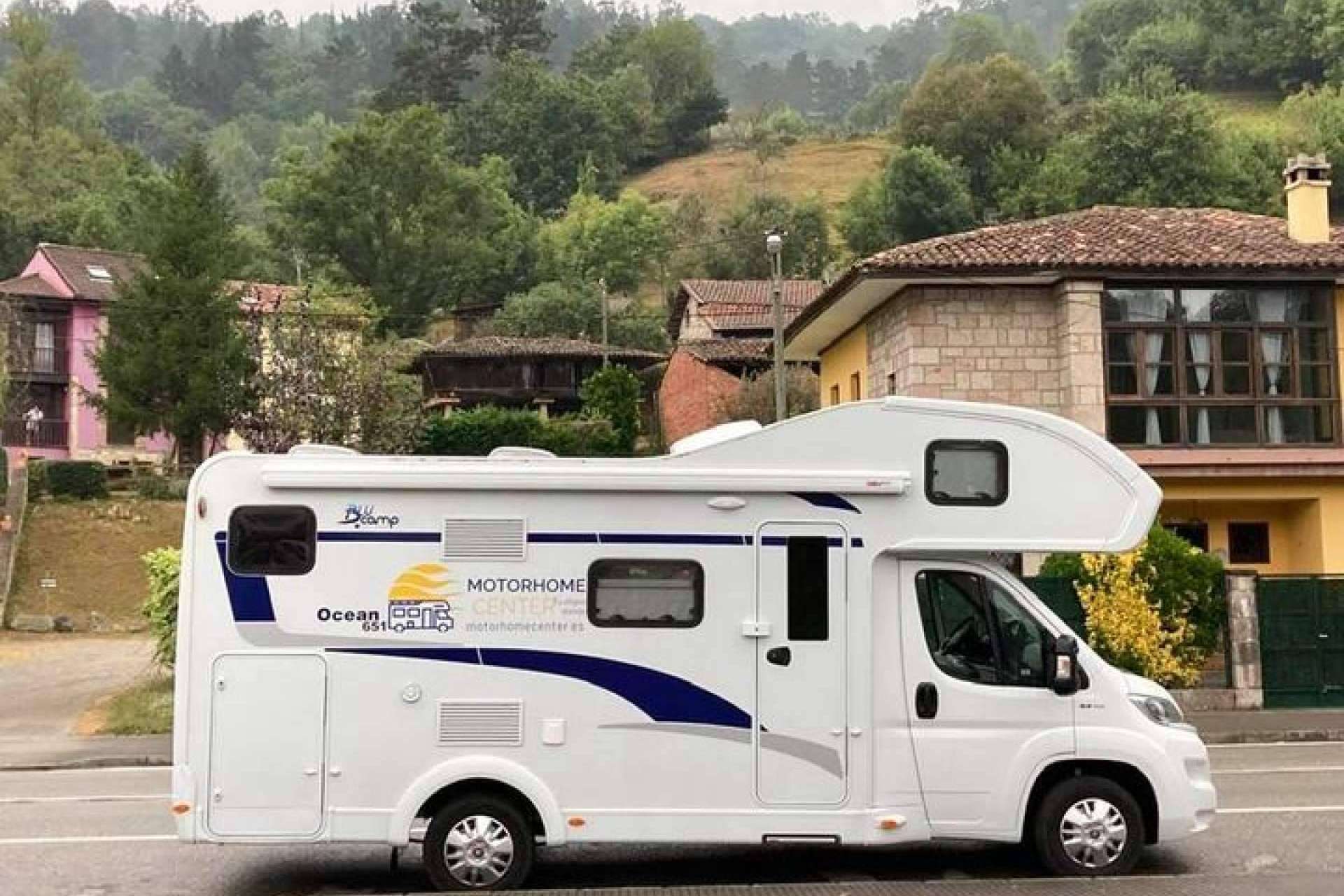 Alquilar autocaravanas en Murcia con los servicios de Motorhome Center