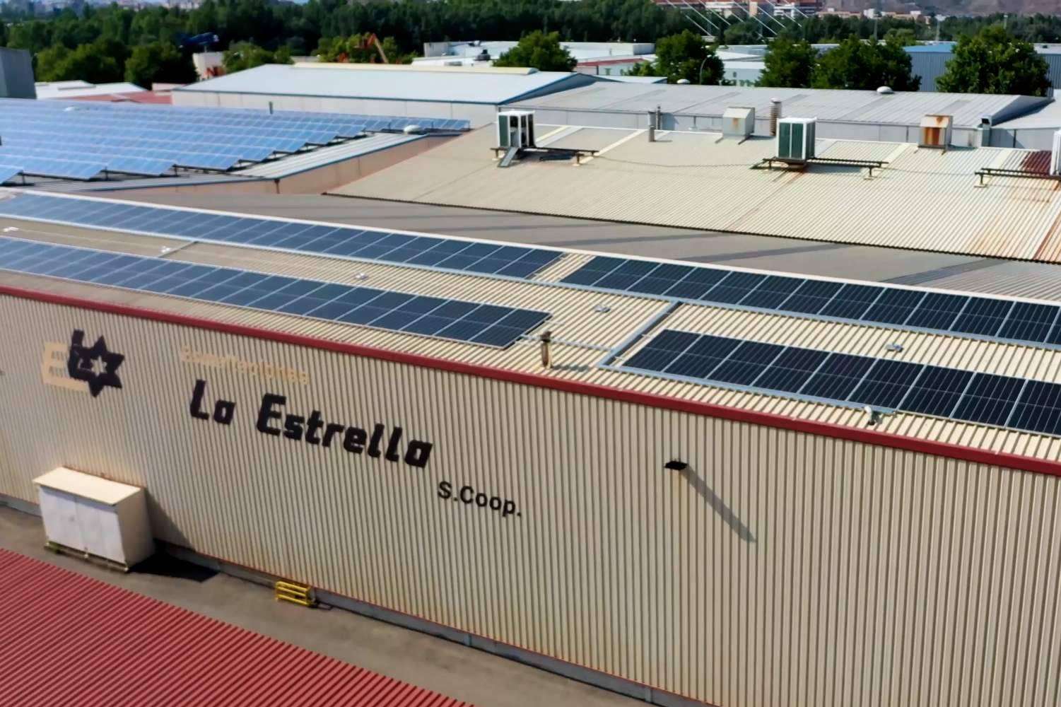 GREENKw es una empresa especializada que garantiza el ahorro gracias al autoconsumo solar