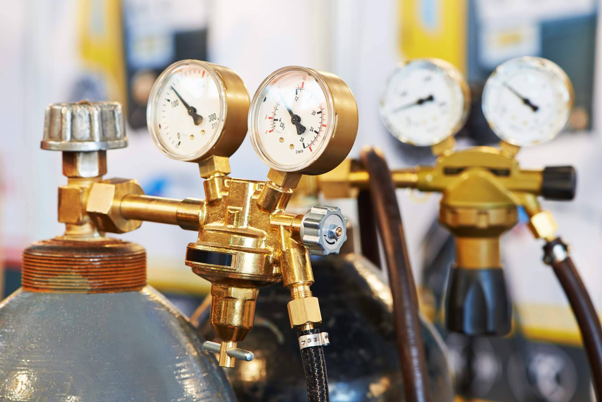 Las soluciones de Bidasogaz en material de soldadura de Bidasogaz: la Botella de Argón Puro y la Mezcla Argón Co2