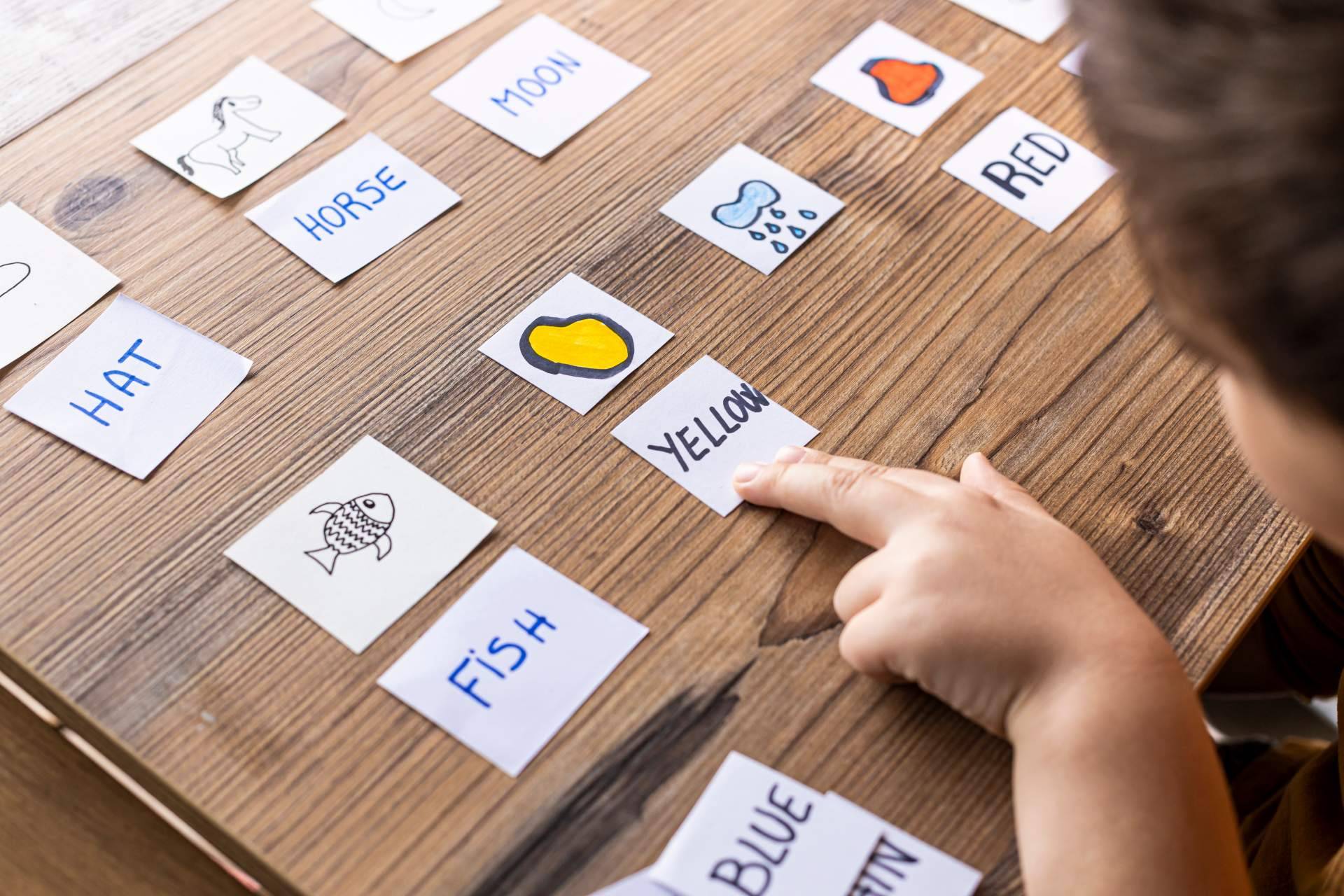 Ale Kids explica cómo aprenden idiomas los niños