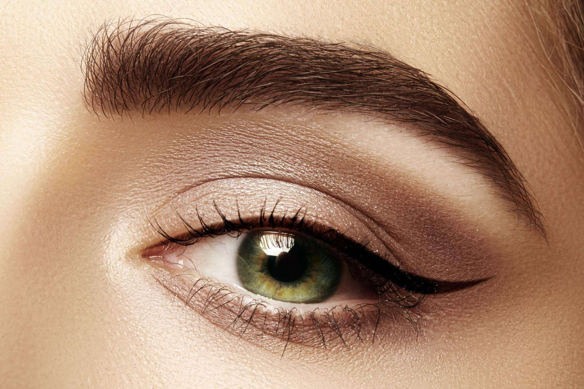 La tendencia en el sector beauty: micropigmentación con efecto eyeliner