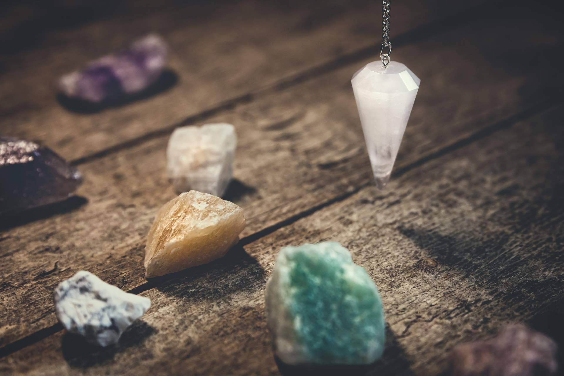 La variedad del catálogo de la tienda de minerales Tierra de Gemas