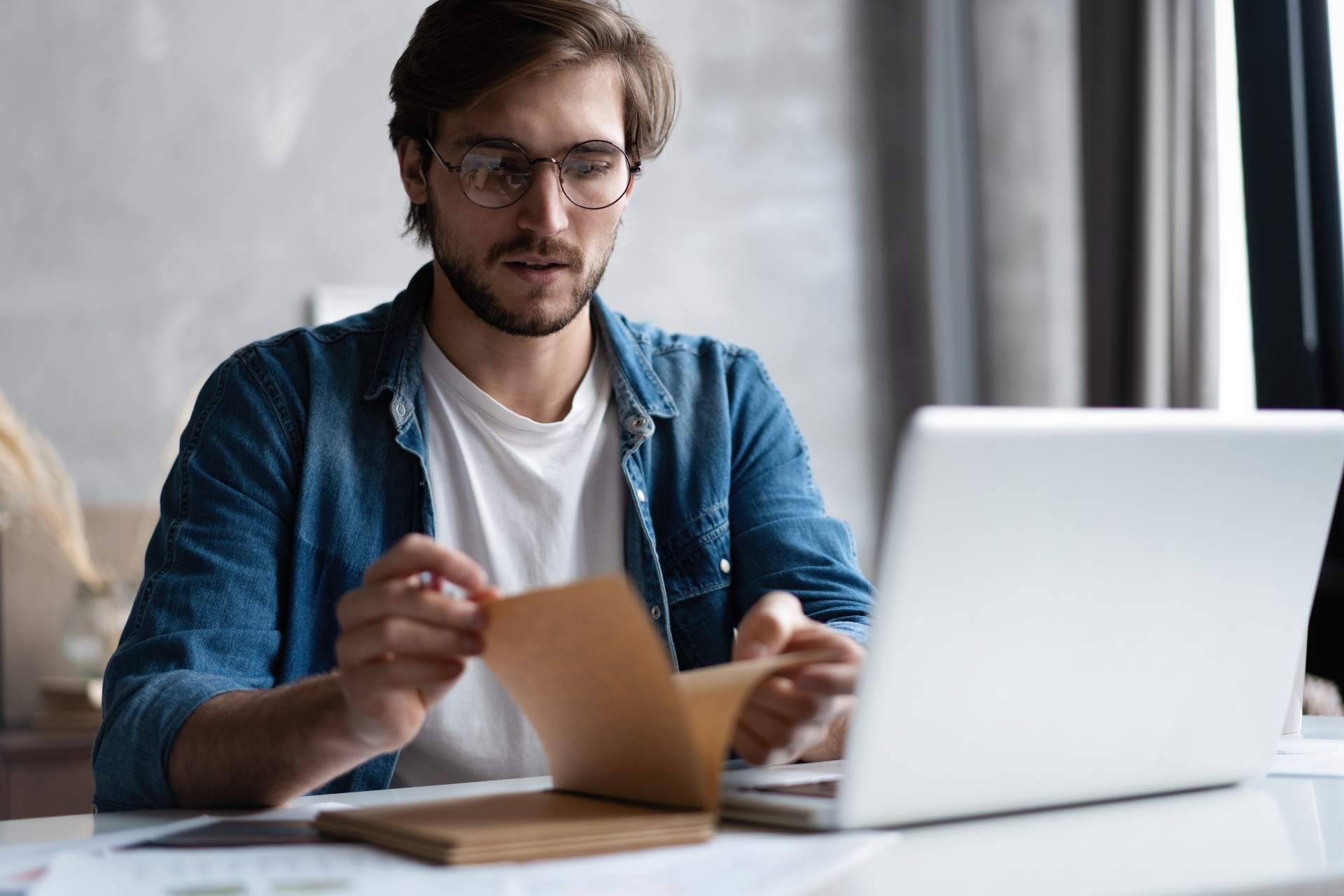 TFM con las tutorías online de Ayuda Universitaria