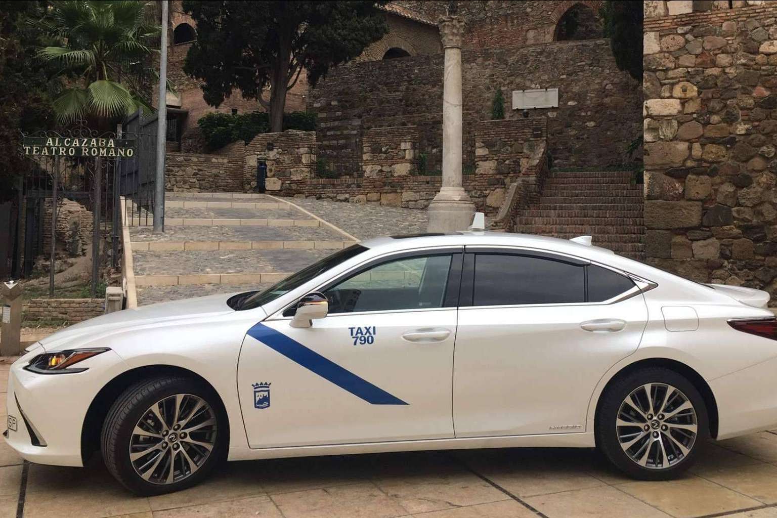 Servicios de taxi en Málaga con Taxi Málaga Airport Charly transfer 24 hours