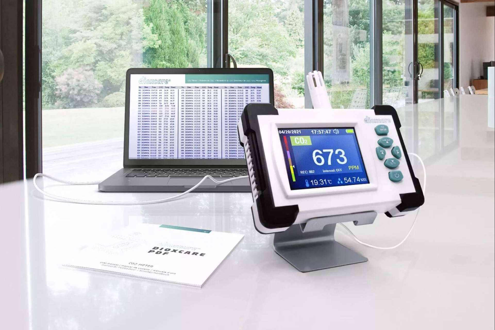 Medir la calidad del aire en tiempo real con el Medidor/Detector de CO2 de la marca Dioxcare de Protect Soiart Distribución