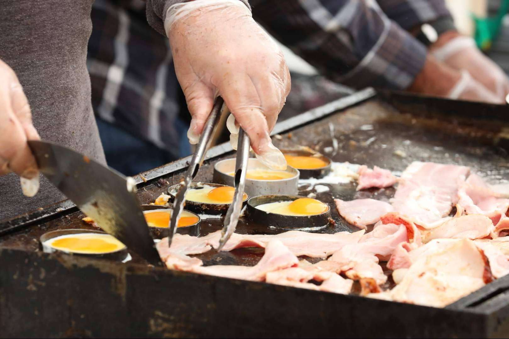 Grupo Ama, las ventajas de la formación bonificada de seguridad alimentaria para la hostelería