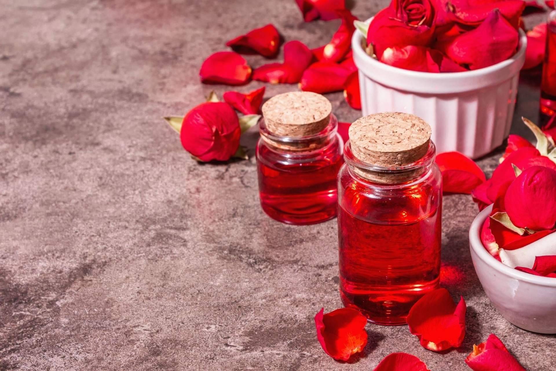 Los diferentes tipos de agua de rosa de Cosmetics Tenerife para lograr un buen cuidado facial