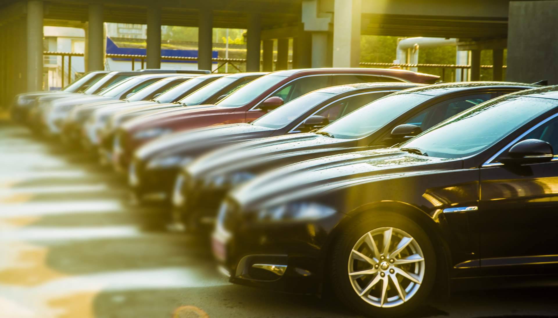 El extenso catálogo de coches de ocasión eco que ofrece el concesionario SF Motor Premium