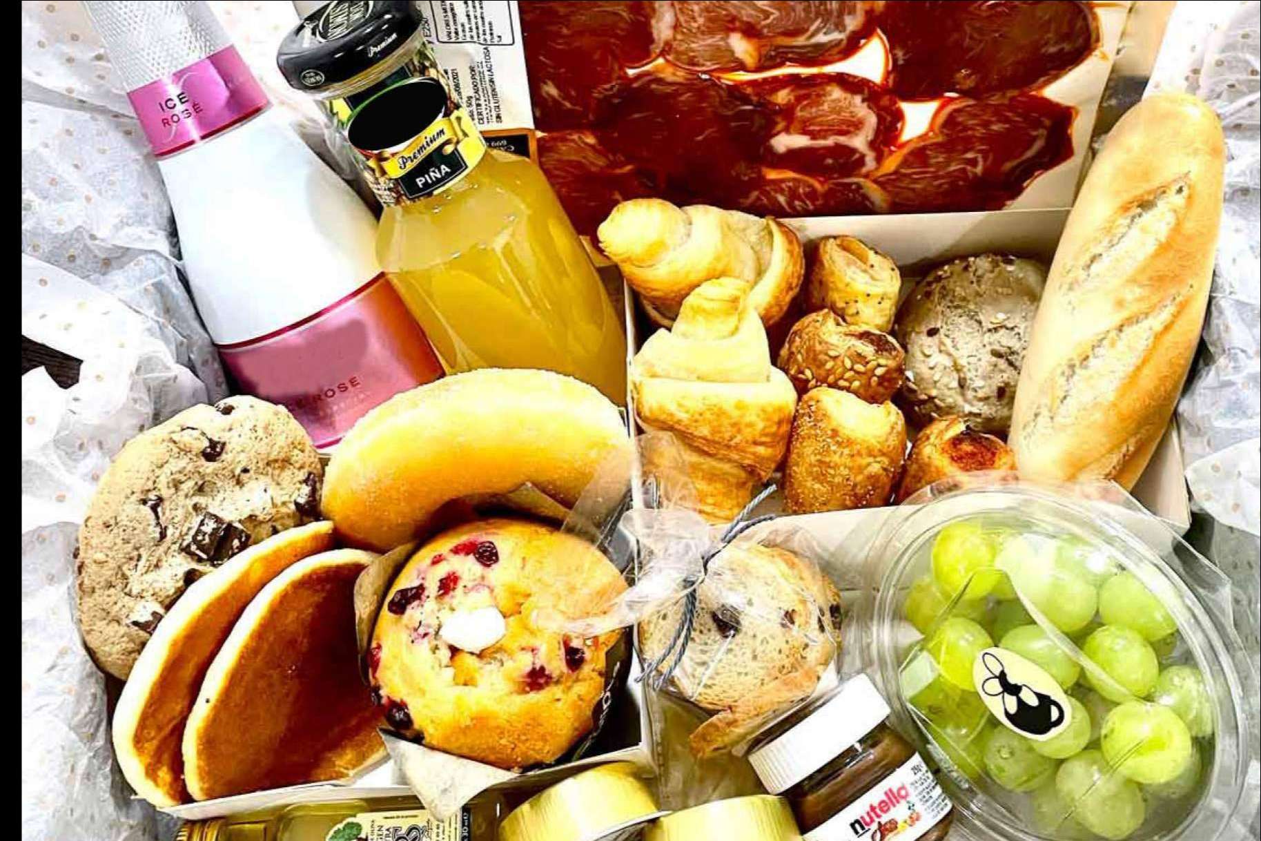 Originalidad y buen gusto en los desayunos a domicilio de la empresa Las Flores No Se Comen