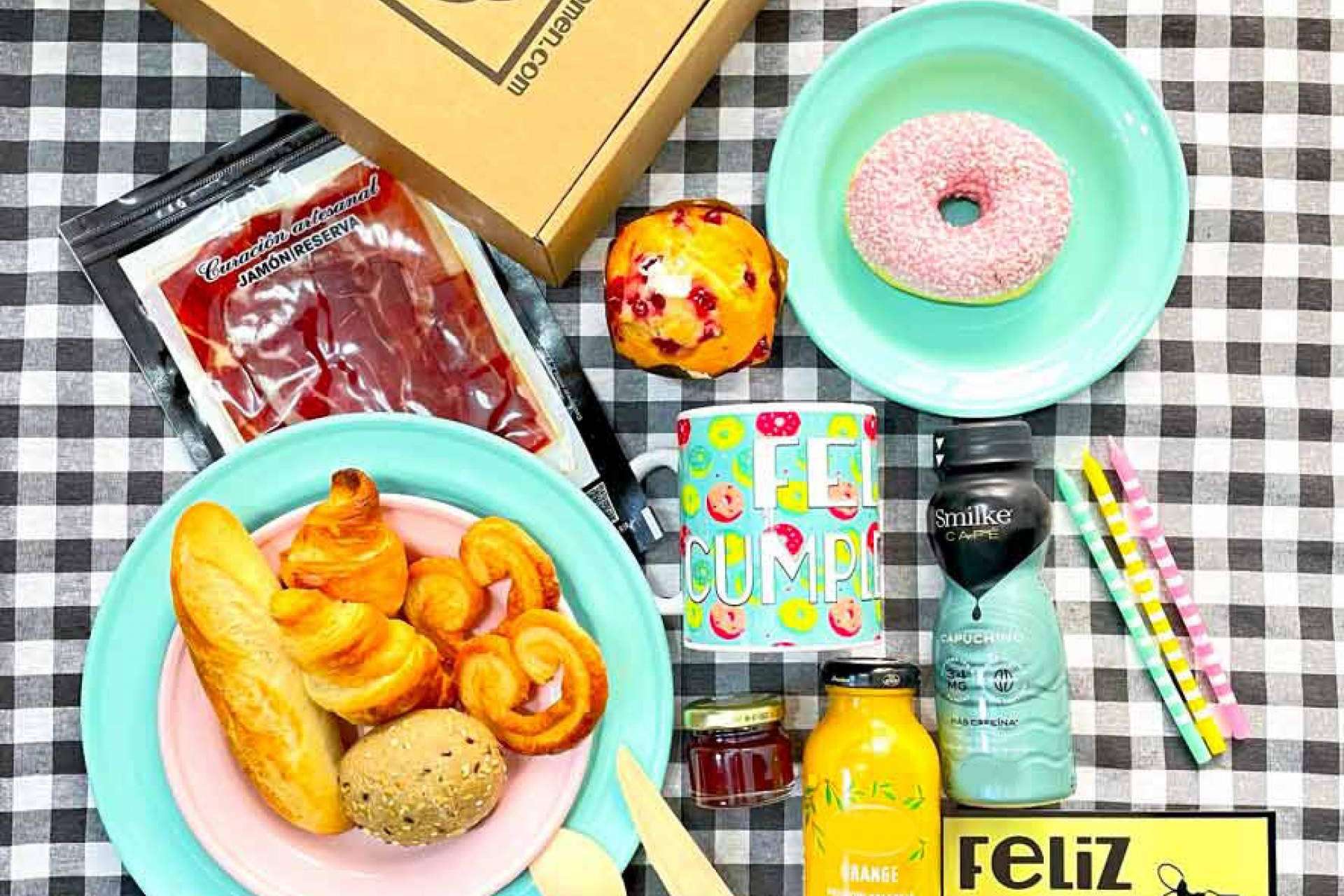 Enviar desayunos a domicilio personalizados a cualquier parte de España y Portugal gracias a la empresa Las Flores No Se Comen