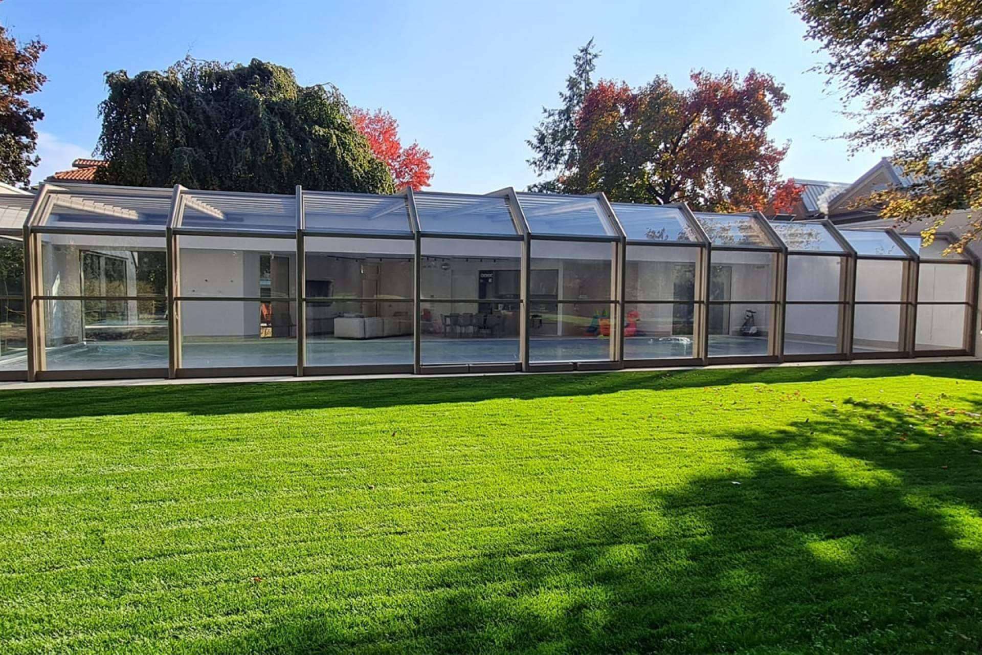 Las ventajas de contar con una cubierta adosada a la vivienda, por Covertto
