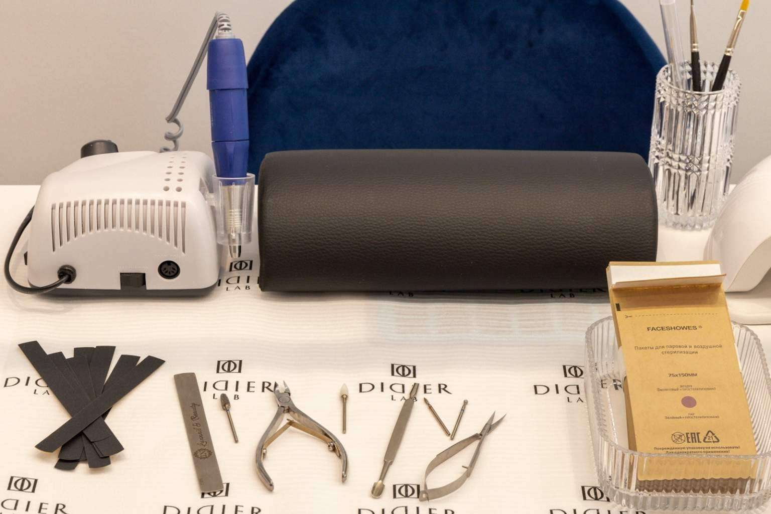 LuxNail&Beauty y la correcta esterilización de los instrumentos de trabajo para hacer la manicura