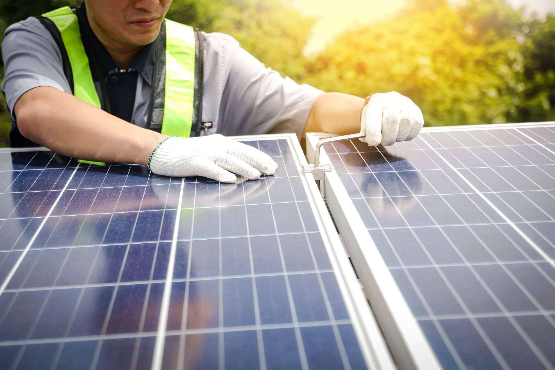 Ingeniería Masred brinda subvenciones de placas solares en Valencia y Baleares
