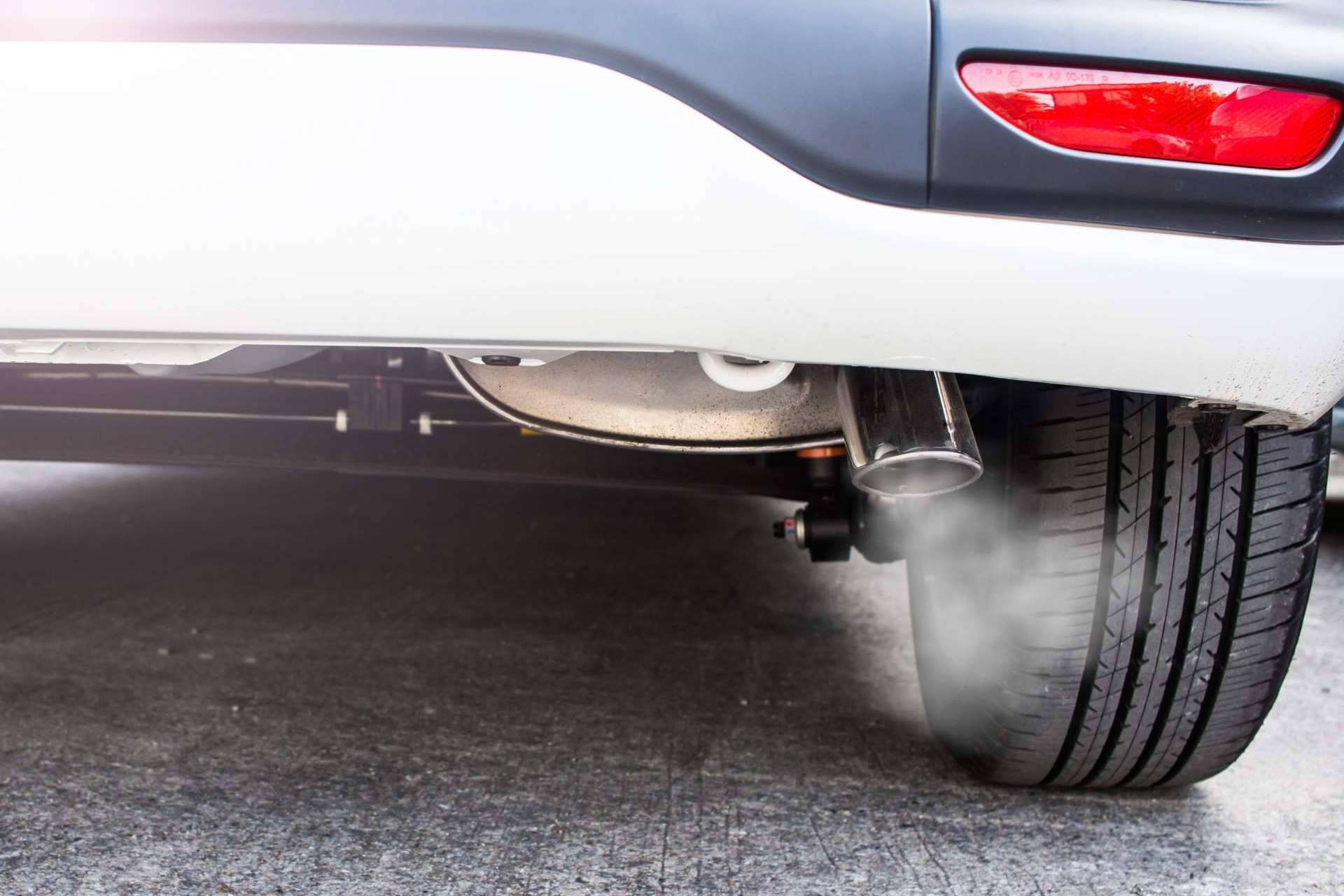 Ahorrar en combustible con el Eco limpiador carbonilla de ECO CARBURANTE MOTOR