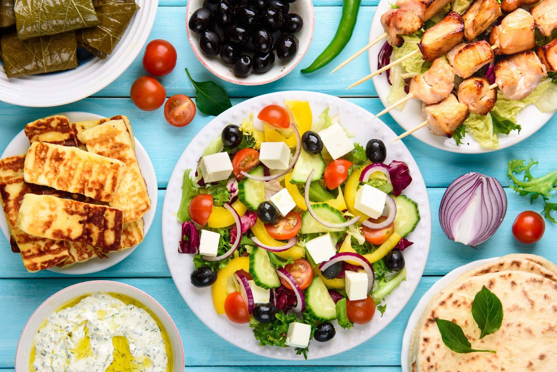 Greek Aribau es un restaurante de Barcelona que elabora tapas griegas