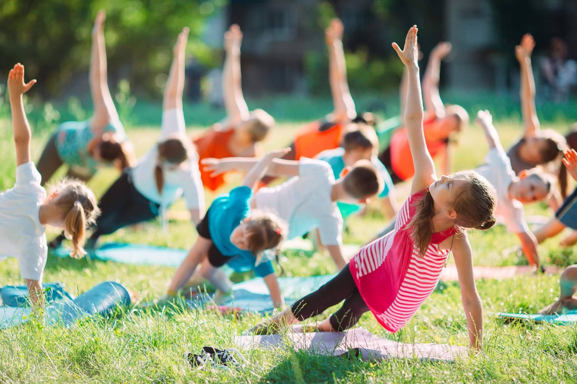 Yoga para Niños, el portal que comparte con los padres beneficios y recomendaciones de esta popular técnica de relajación