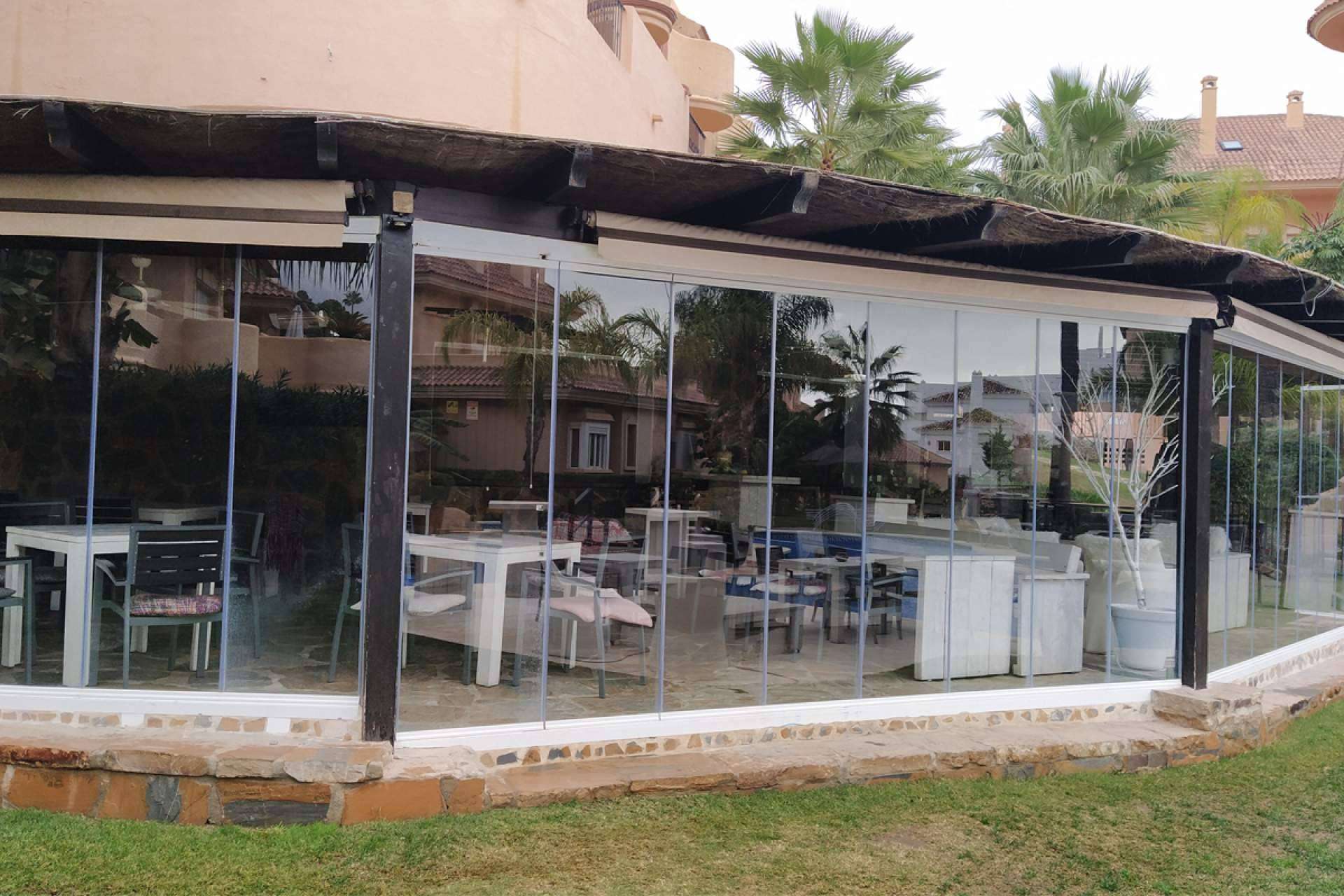 ¿Por qué optar por las cortinas de cristal de COVERTTO