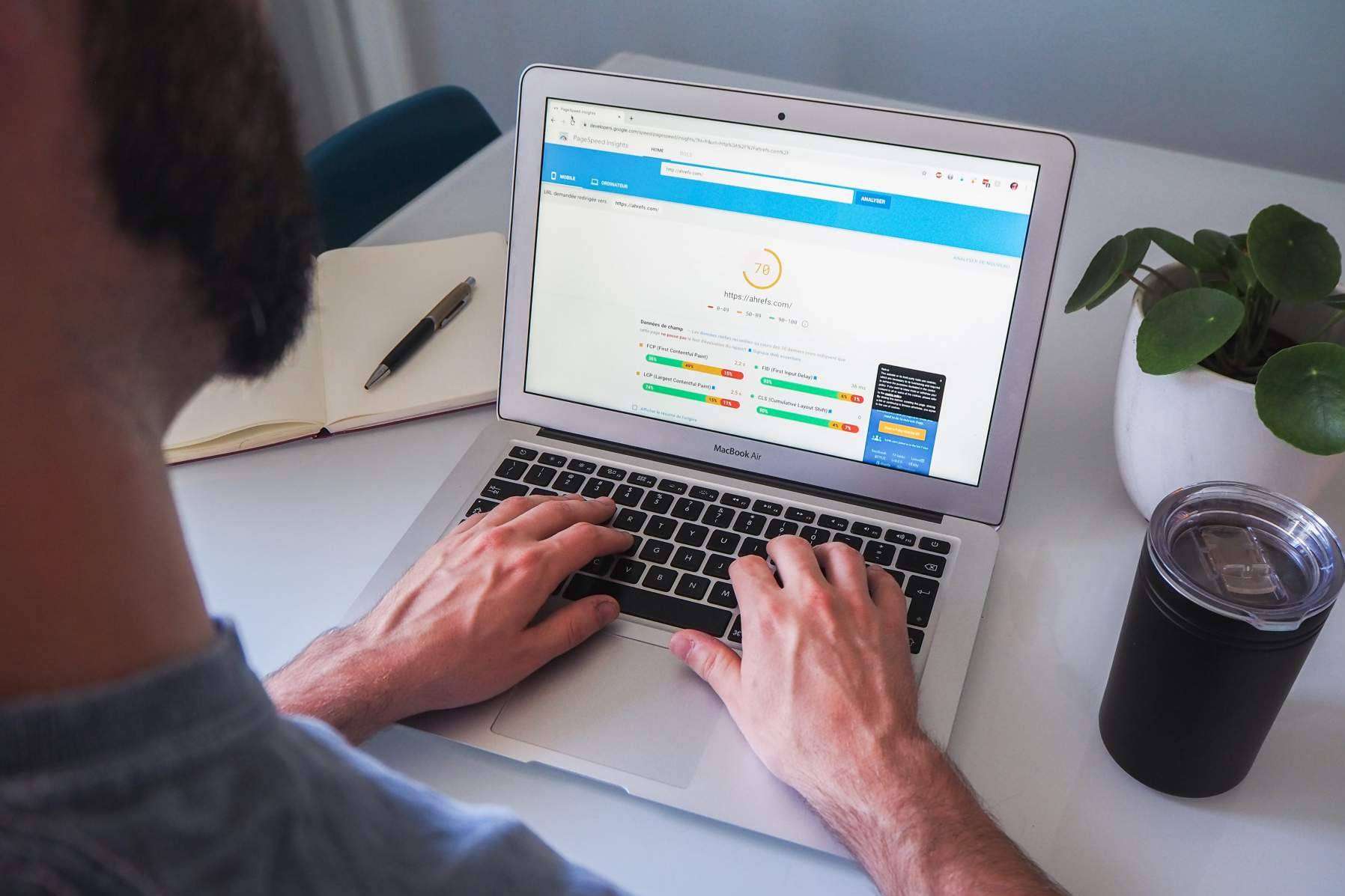 Diseño de una página web, qué no puede faltar porque es vital para las empresas