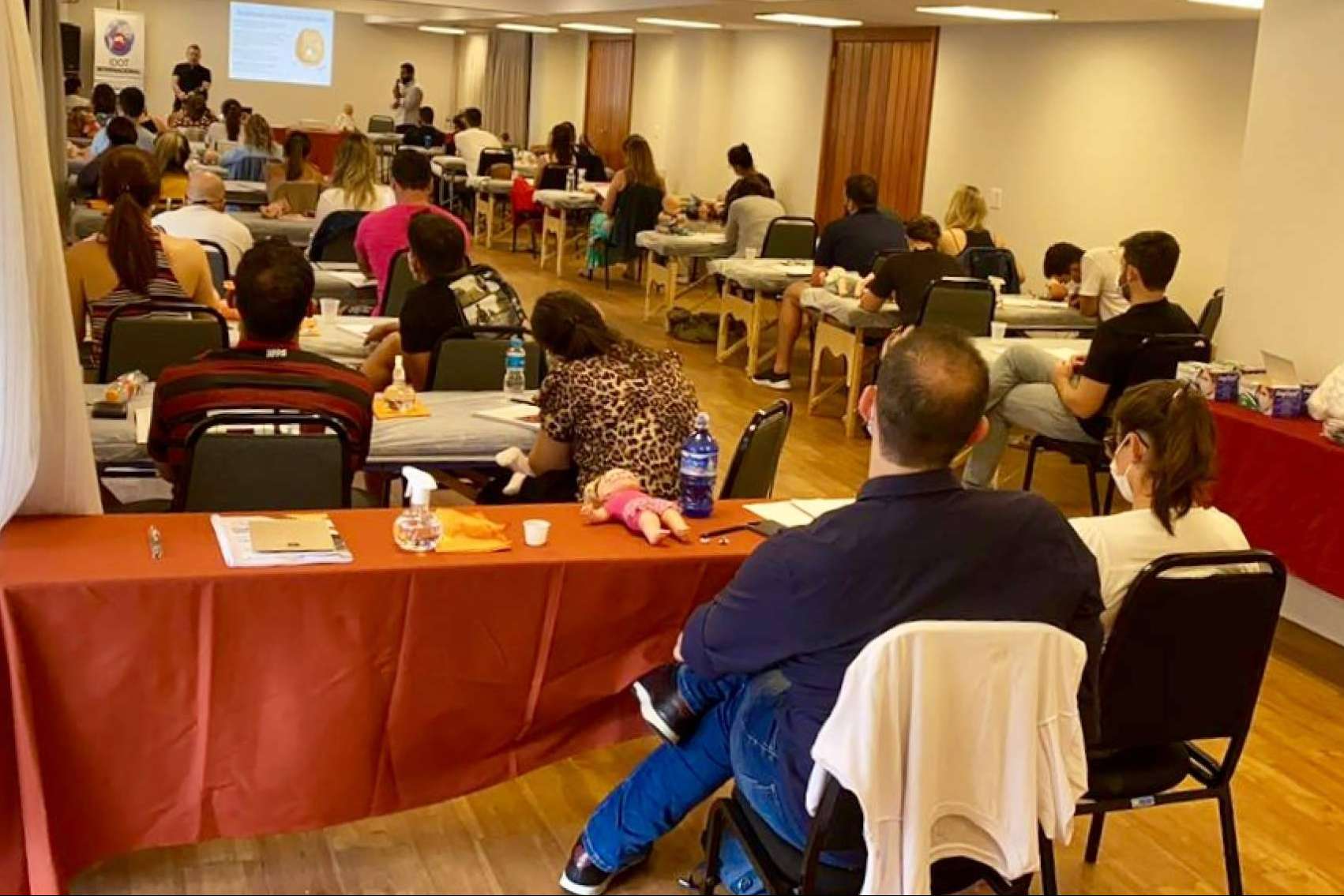 Formarse en osteopatía en España con el Instituto Internacional de Osteopatía Avanzada