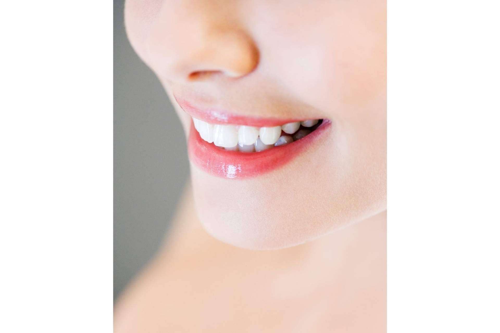 ¿En qué consiste el tratamiento de rejuvenecimiento dental?, por Clínica Dental Carmen Díaz