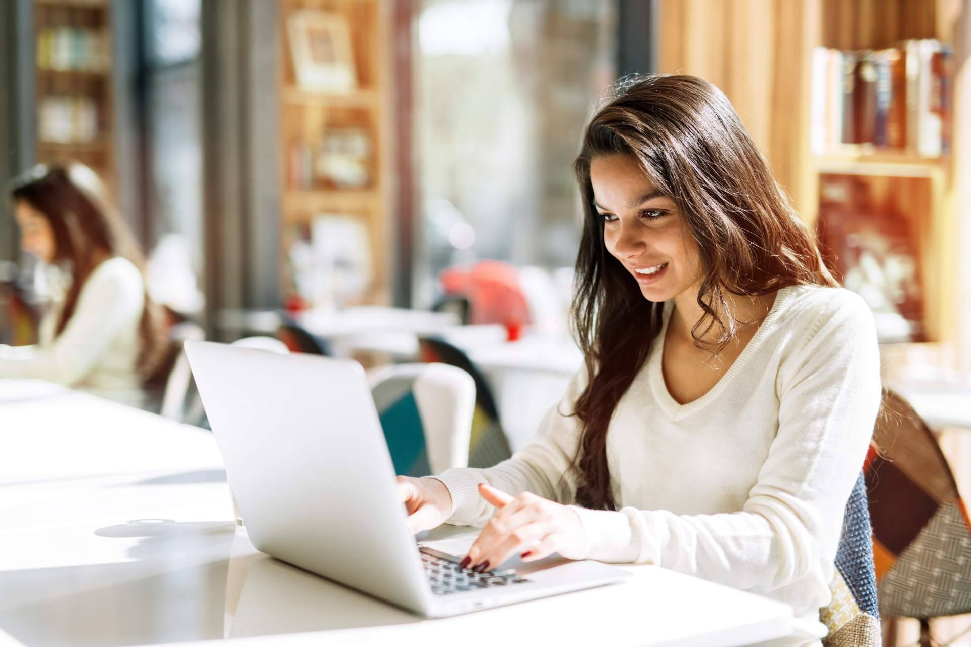 La Agencia Play, una de las principales agencias de marketing digital y lanzamientos para mujeres emprendedoras