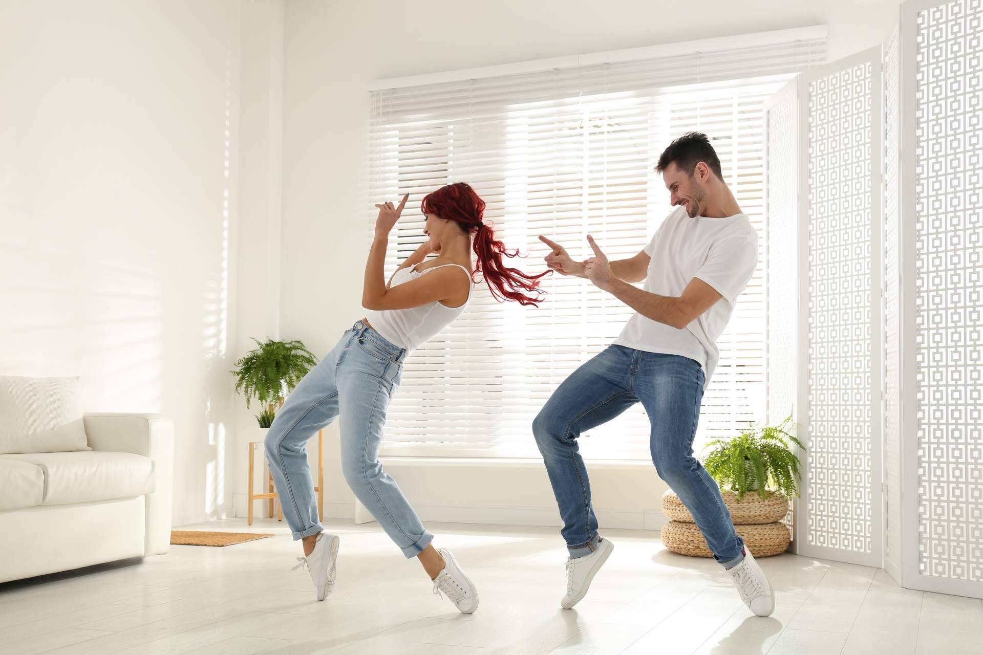 Bailonga.com y su nueva oferta de ejercicios para hacer en casa