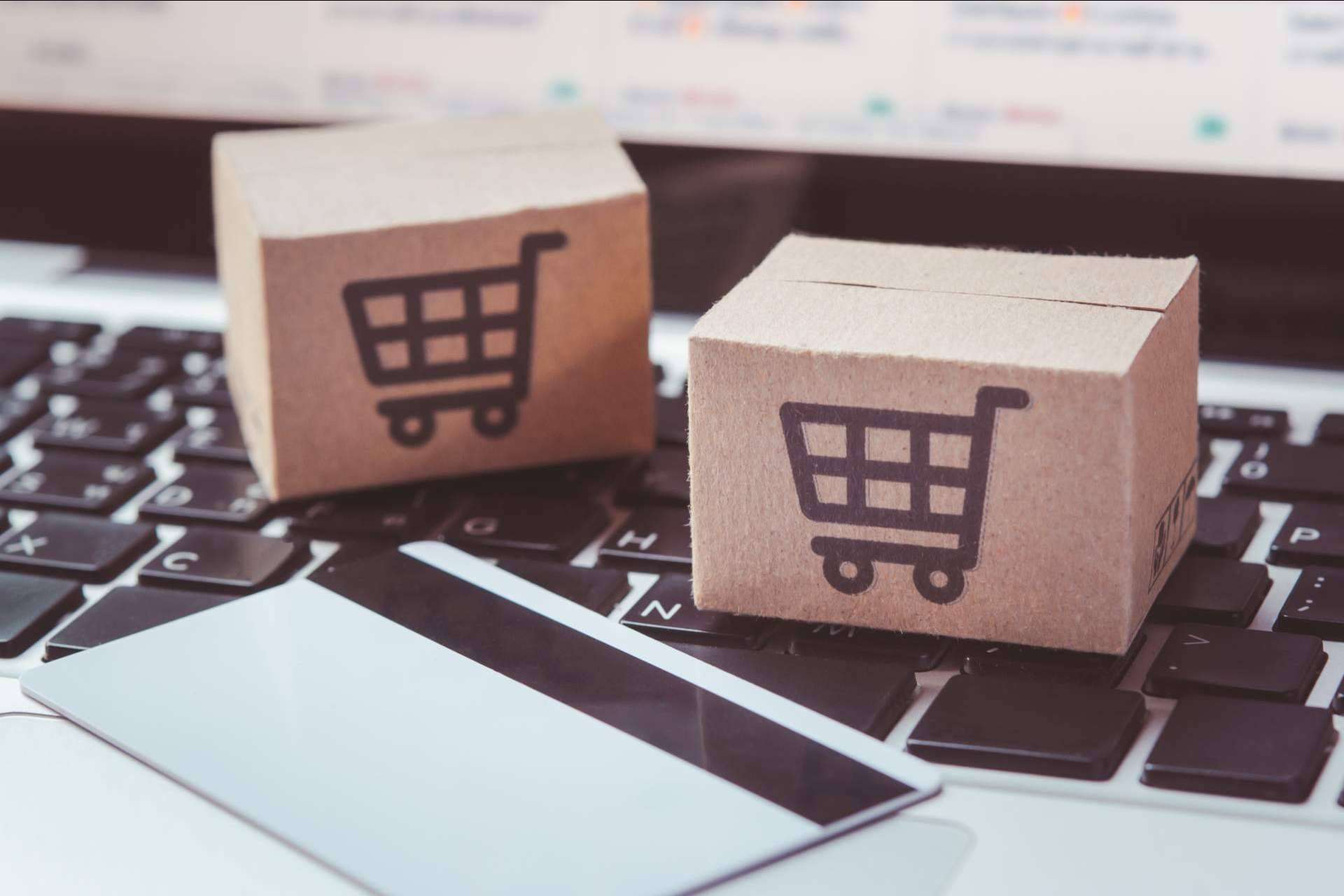 Ayuda y soporte para montar una tienda online de la mano de expertos, por ComercioPlus