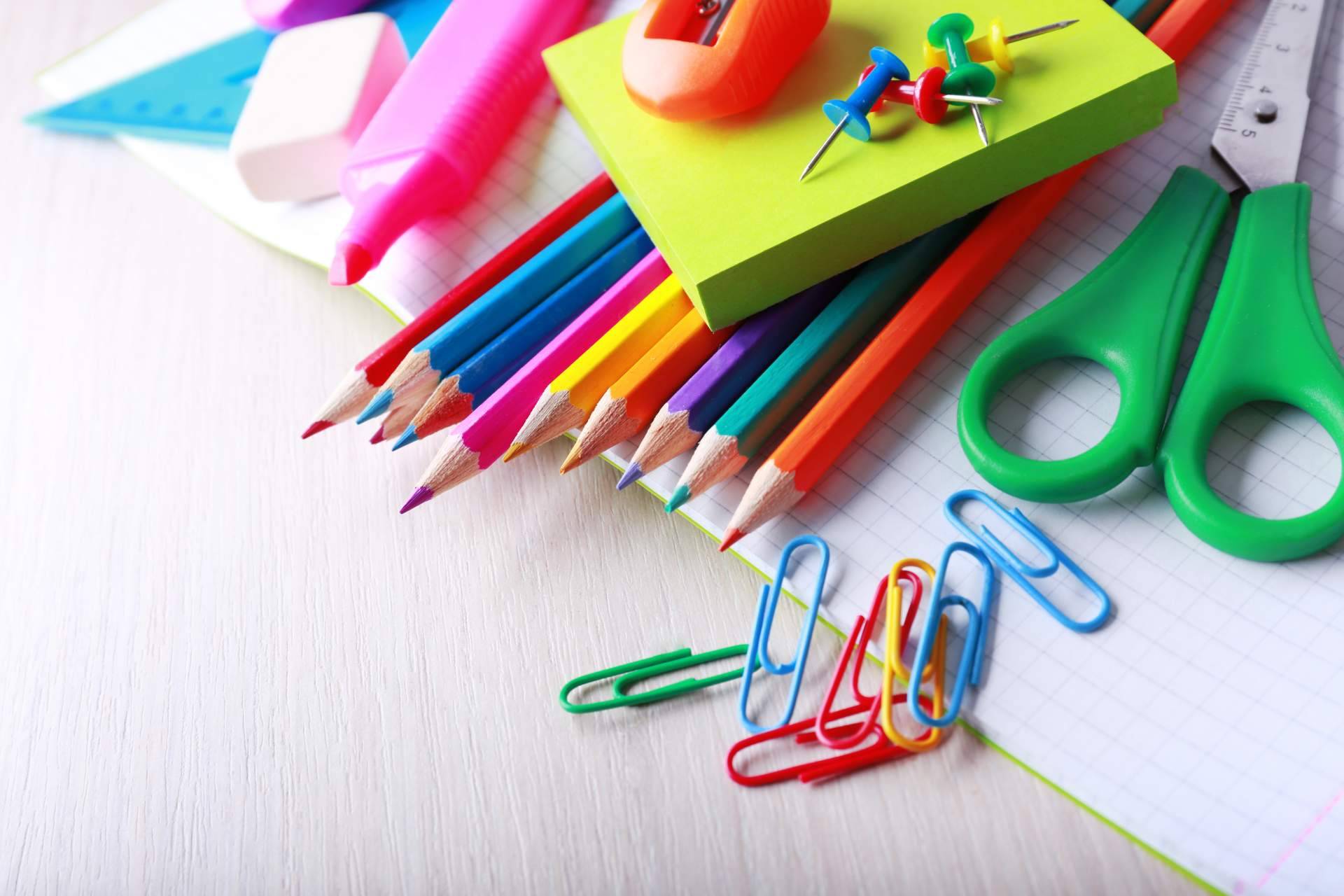 ¿Dónde encontrar material escolar y de oficina a precios competitivos de mercado? Cartabon