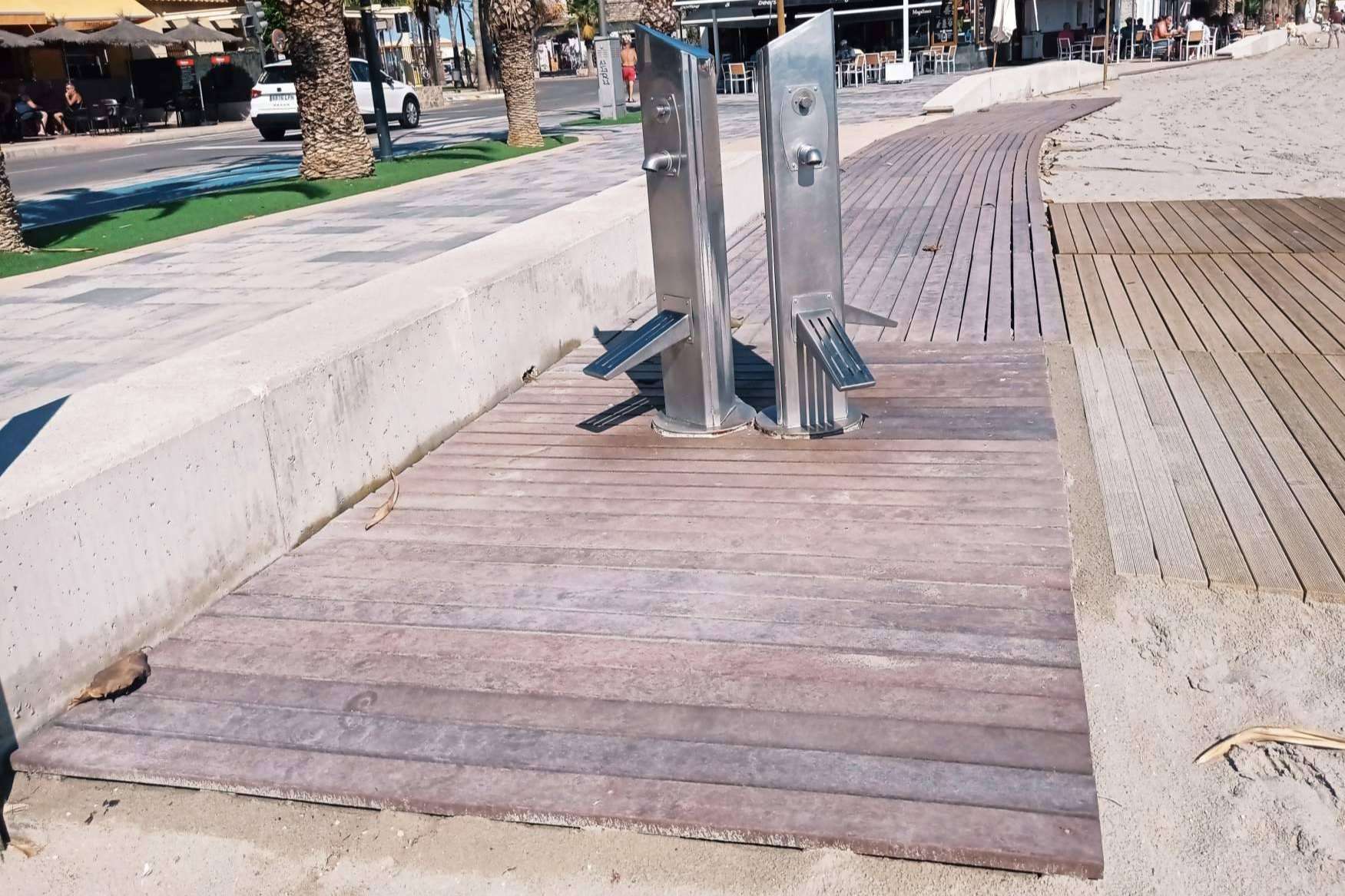 Las últimas obras de éxito de GB Solutions, pasarelas de playa en Murcia