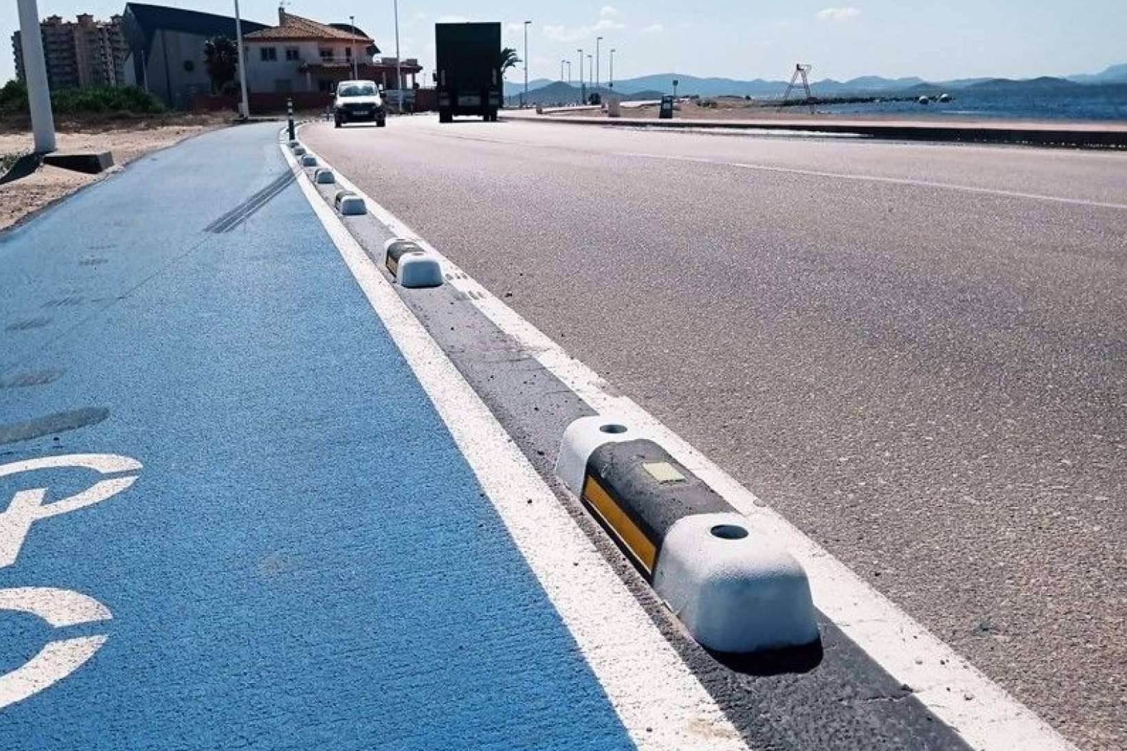 El carril bici en Murcia fabricado con materiales reciclados, por GB Solutions
