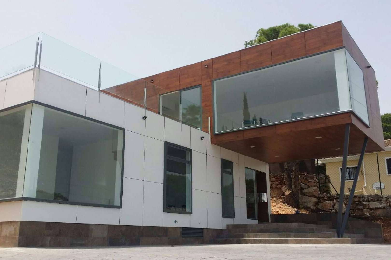 Las casas prefabricadas modulares de madera de Valencia Reformas ganan presencia en el mercado