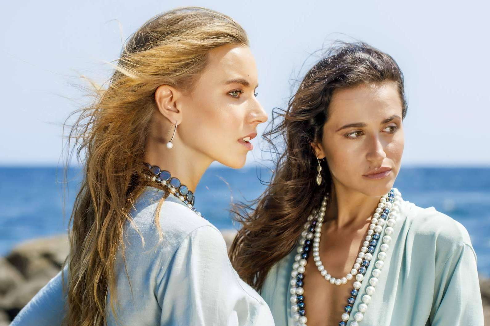 De clásico a tendencia con los pendientes de perlas